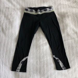 Lululemon running crops